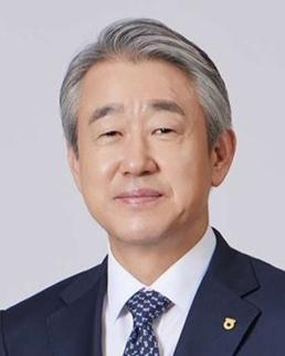 강호동 농협중앙회장, 해외출장 숙박비 4000만원 초과 지출