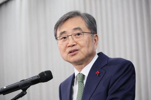 與 원내대표 후보 3인 김병기 자진 탈당해야...박정 소명듣고