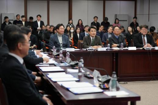 김진태 지사, 강원을 스타트업 허브로…1500억원 규모 벤처펀드 조성 추진