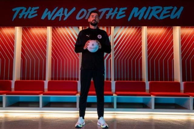 K리그 신생 구단 용인FC는 지난 3일 포르투갈 출신의 베테랑 골키퍼 노보를 영입했다 사진용인FC