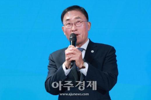 [포토] 장대식 넷제로2050기후재단 이사장, 자랑스런 전북인상 수상  (2026 전북특별자치도민회중앙회 신년인사회)
