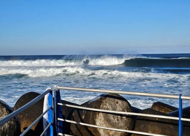 강릉해경, 동해중부전해상 풍랑 예비특보 발효… 연안 사고 위험예보제 '주의보' 발령