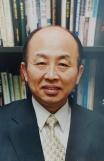 Kim Jong-ryeol senior columnist of Aju Business Daily 