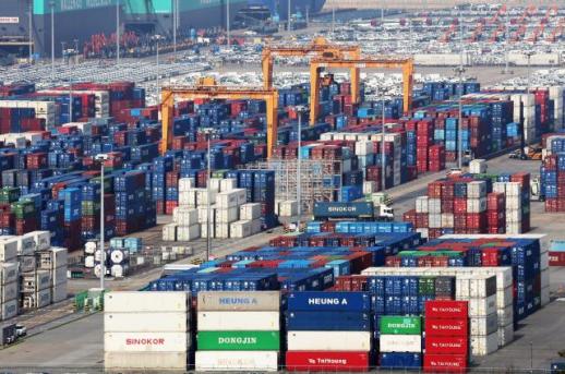 [종합] 1월 1~10일 수출 2.3% 감소…일평균 수출액은 4.7% ↑