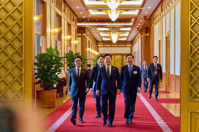 外交经济成果受好评 李在明支持率连续两周上升