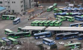 Commuters advised to brace for disruptions as unionized bus workers strike looms