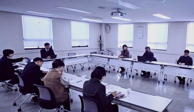 두원공과대학교는 지난 12일 5개년(2026~2030) 중장기발전계획 수립을 위해, 강건용 신임총장 주재로 대학발전기획위원회를 개최했다. [사진=두원공과대학교 제공]