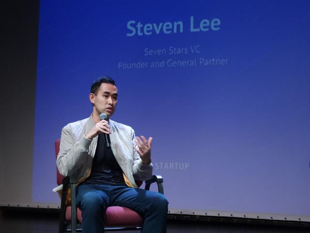 스티븐 리 세븐스타스 제너럴파트너가 12일현지시간 미국 실리콘배릴 소재 폭스시어터에서 열린 UKF X 82스타트업 서밋 2026에서 패털 토론을 하고 있다 사진아주미디어그룹 샌프란시스코 특별취재단