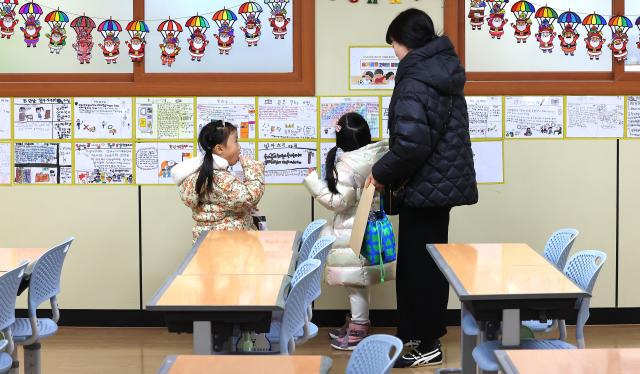 韩国教育面临"无人可教"危机 小学新生人数跌破30万