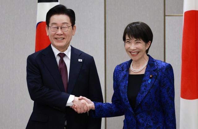 韓日首脳会談開始…「未来志向で安定的に発展」