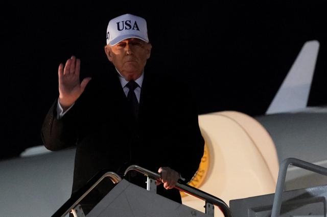 트럼프, 빅테크 지목해 "AI 데이터센터 탓에 비싼 전기요금 원치 않아"