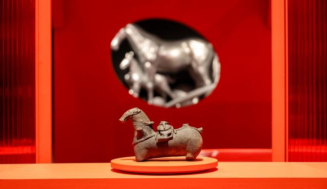 “Year of the Horse 2026 Galloping into Eternity” exhibition is underway at The Heritage of Shinsegae Department Store in Jung-gu Seoul on Jan 9 2026 AJP Yoo Na-hyun