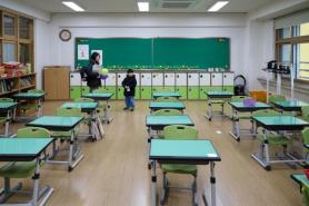 Korean classrooms are thinning fast and remain isolated from AI transition 