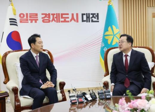 이재명 재일동포 희생으로 한·일 관계 진전…국적 차별받지 않게 개선