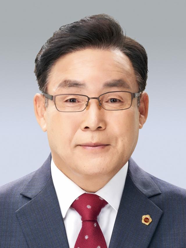 윤권근 대구시의원은 두류수영장 경영풀 보수 예산 미확보로 인한 장기 휴장 사태에 대해 대구시의 책임 있는 대책 마련을 촉구했다 사진대구시의회