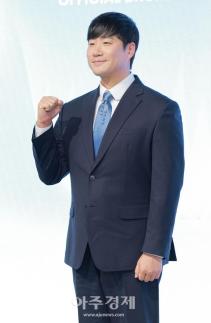 [포토] 포즈 취하는 배성재 캐스터