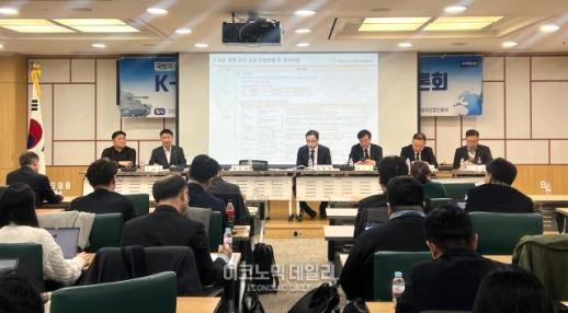 [현장] 방산 ESG, 정책이냐 시장이냐…누가·어떻게 만드나에서 갈린 정부·시장·기업