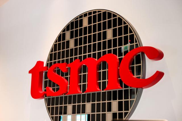 AI 칩 수요가 견인했다.
..TSMC, 작년 순익 80조원 '사상최대'