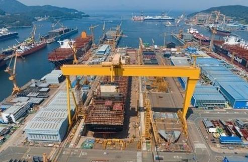 [정보운의 강철부대] 해운 탈탄소의 진짜 전장, 항만과 에너지