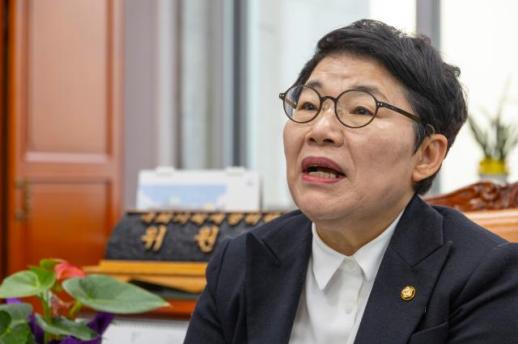 아소 다로 전 일본총리 한국 핵추진 잠수함은 안보의 새 본보기