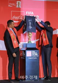 [포토] 실물 공개되는 오리지널 FIFA 월드컵 트로피