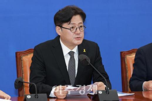 이 대통령, 재편된 여당 지도부 청와대 초청 만찬