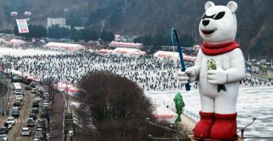 冬天到韩国华川来钓鱼