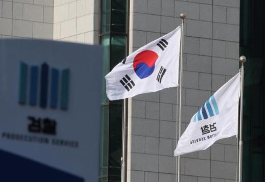 강선우 1억 공천헌금 의혹 핵심 재소환…전 사무국장 3차 조사