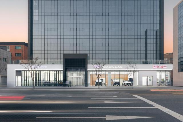 캐딜락GMC 송파 전시장 외관 전경