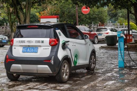 [NNA] 中 정부, NEV 가격인하 경쟁 제동