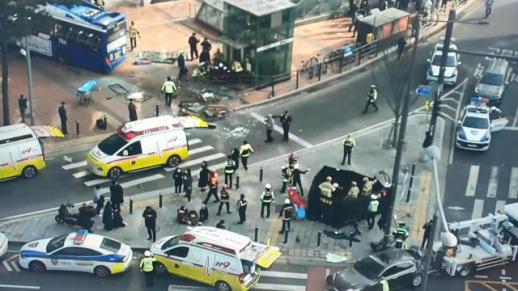 [아주사설 | 기본·원칙·상식] 도심 차량 돌진, 주의 운전과 볼라드에 기댄 안전은 이미 무너졌다