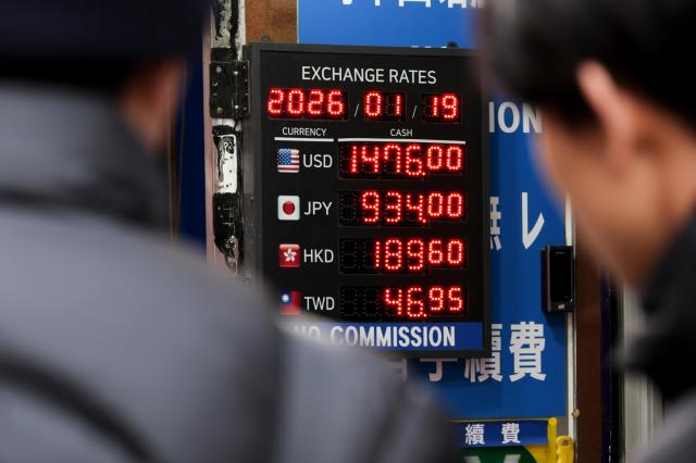 Foreign exchange rates are posted at a currency exchange booth in Myeongdong Seoul on Jan 19 AJP Yoo Na-hyun