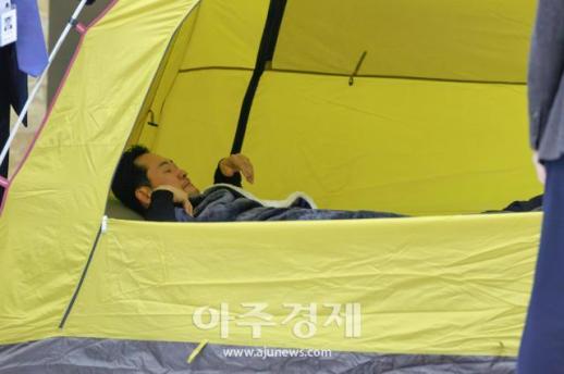 [포토] 장동혁 대표, 단식농성 5일째