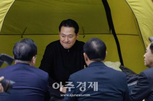[포토] 단식 5일째 장동혁 대표, 한계가 오고 있다…힘 보태달라