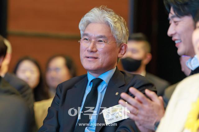 [포토] ​​​​​​​유진현 민주평통 국민소통위원장, 한국프랜차이즈산업협회장 이취임식 참석