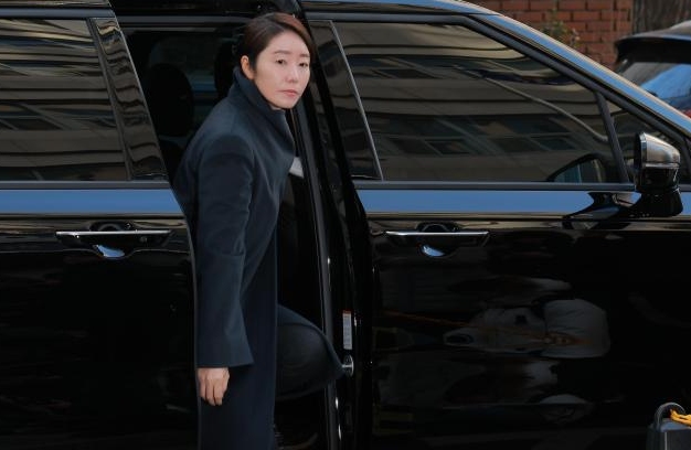 [포토] 공천헌금 1억 의혹 강선우 의원, 소환 조사 출석