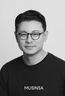 무신사, 패션 유통 넘어 테크 기업 도약… 전사적 AI 도입 가속화