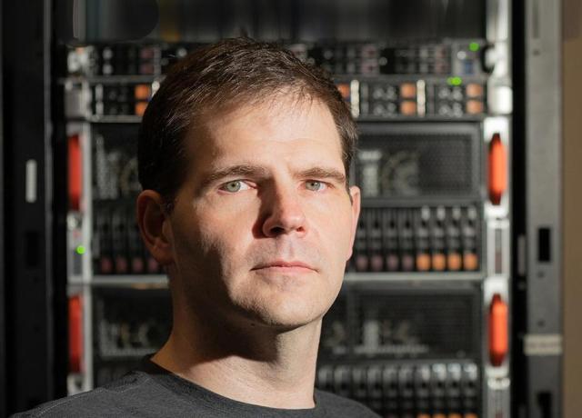 조나단 로스 CEO사진그록