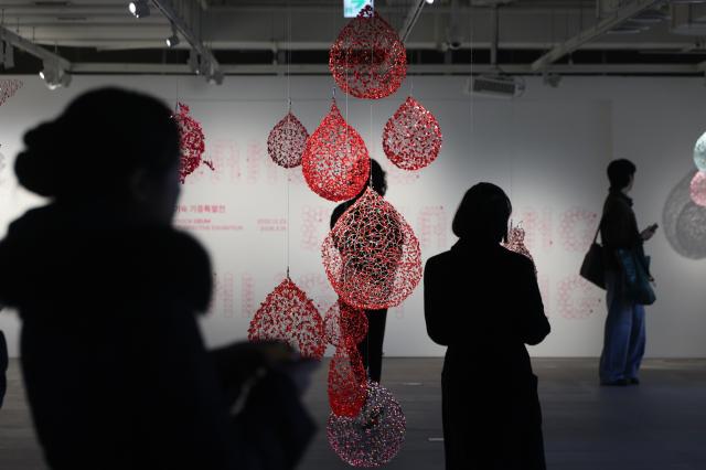 Visitors view exhibits at the Seoul Museum of Craft Art in Jongno Seoul Jan 20 2026 AJP Han Jun-gu