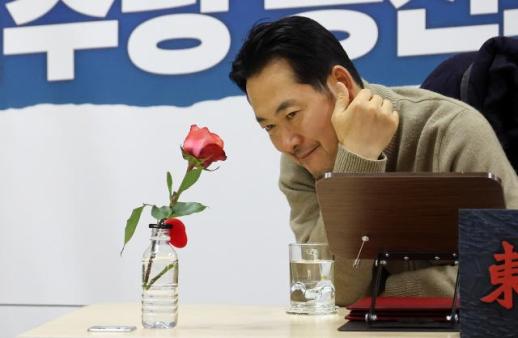 정부 李, 가덕도 피습사건 공식 테러 지정…국가공인1호