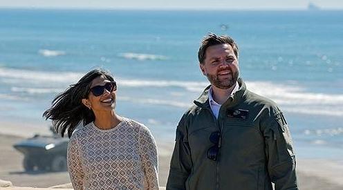 트럼프발 관세 전쟁에 캐나다인 관광객 발길 끊긴 美 국경마을