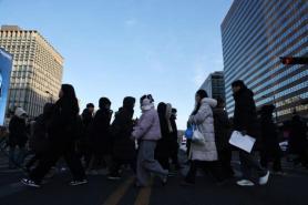 More young people move to Seoul