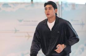 Giants outfielder Lee Jung-hoo briefly held at LAX over paperwork issue