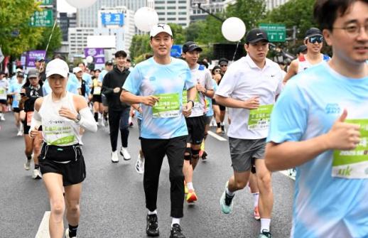 서울판 카프리모닝 도입...3월부터 주말 아침, 도로 막는다