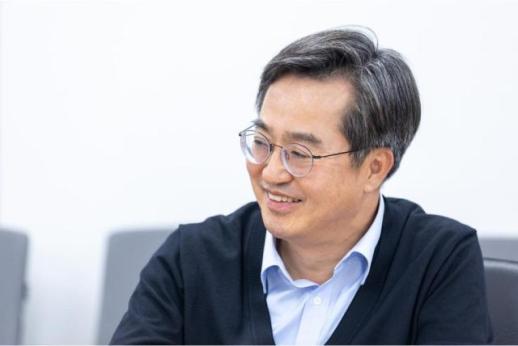 [강대웅의 정문일침(頂門一鍼)] 김동연의 매직...용인반도체클러스터 전력 문제 풀었다