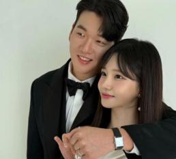 맥심 여신 BJ 박민정, 101만 유튜버 송형주와 결혼 발표…나 시집간다