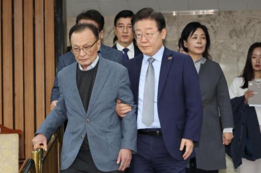 韩国痛失民主历史伟大导师 李在明发文悼念李海瓒