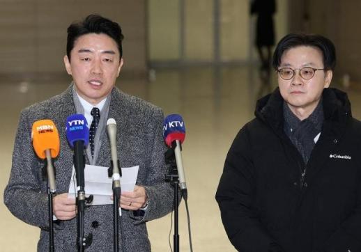 강훈식 특사, 캐나다 방문…60조 잠수함 수주 지원