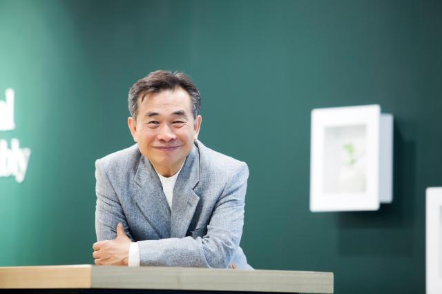 브랜드 로레이 국제 브랜드 리더십 어워드를 수상하는 경북도 K-과학자 고도원 이사장 사진경상북도