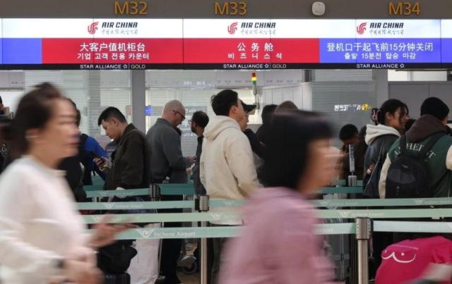 外交关系回暖叠加免签政策 赴华旅游市场提前"迎春"